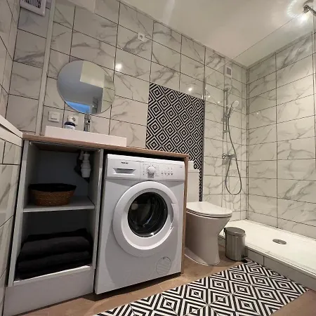 Appartement Tabi ,modern Chic Vs Free Parking,wifi,draps